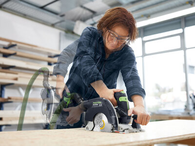 Biztonságosabb használat a KickbackStop visszarúgásgátlóval